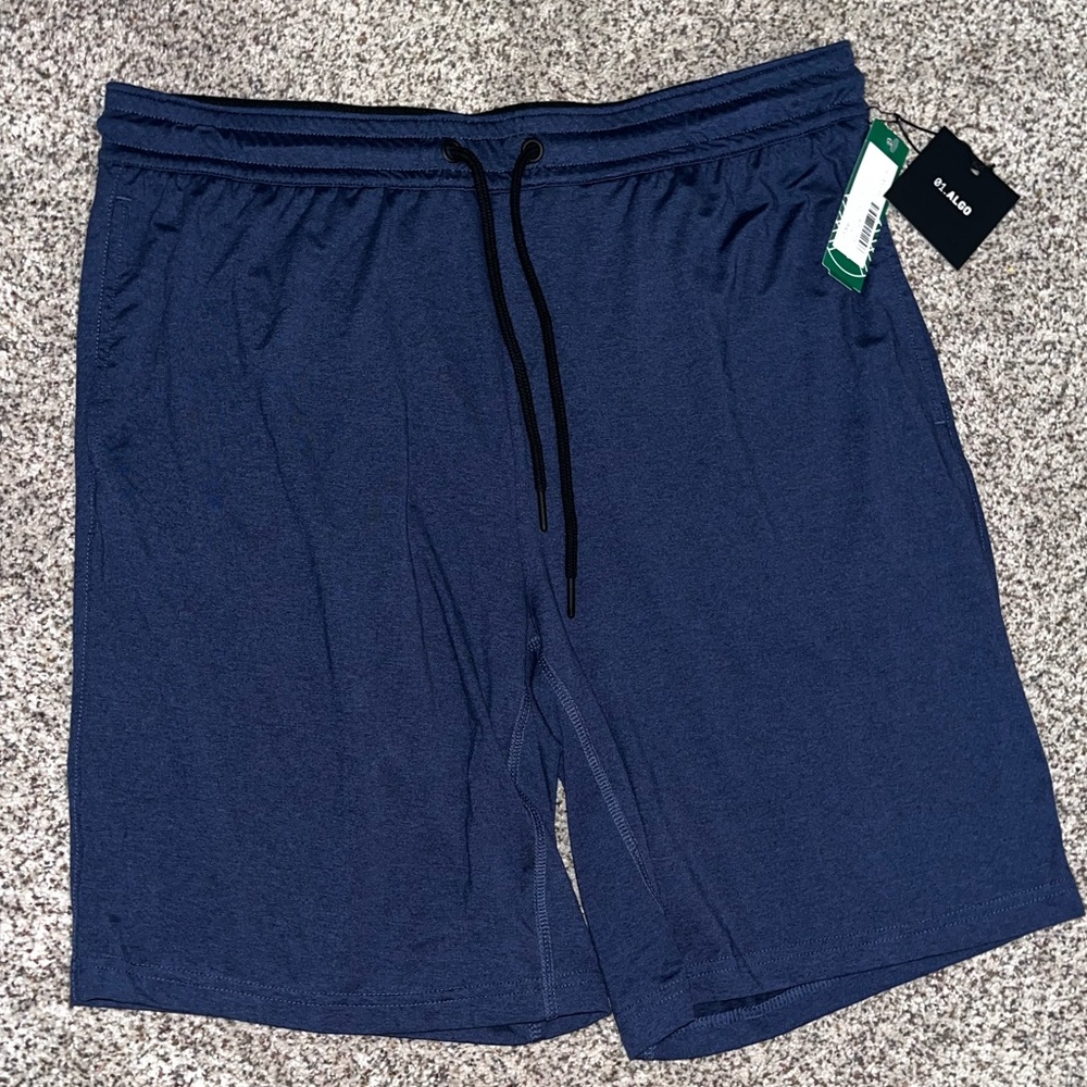 Mens performance shorts Large